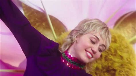 delicious miley cyrus